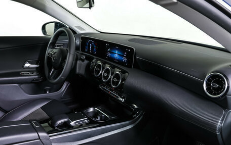 Mercedes-Benz CLA, 2020 год, 3 190 000 рублей, 11 фотография