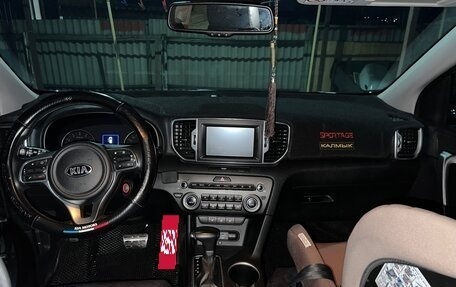 KIA Sportage IV рестайлинг, 2016 год, 2 000 000 рублей, 8 фотография