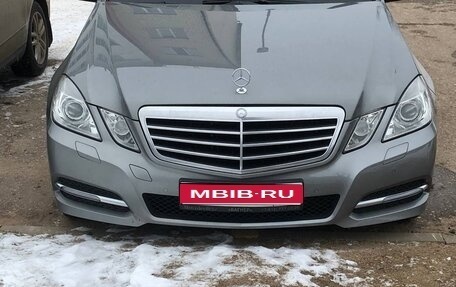 Mercedes-Benz E-Класс, 2012 год, 1 550 000 рублей, 1 фотография