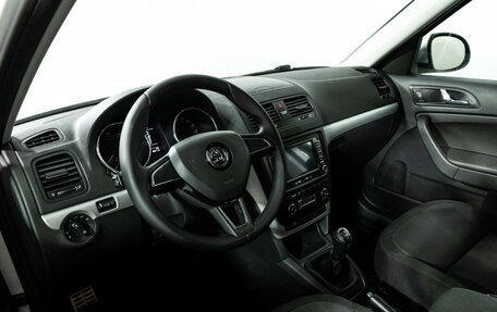 Skoda Yeti I рестайлинг, 2014 год, 1 129 700 рублей, 11 фотография