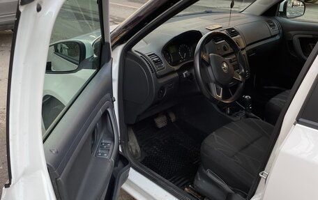 Skoda Fabia III, 2014 год, 922 000 рублей, 2 фотография