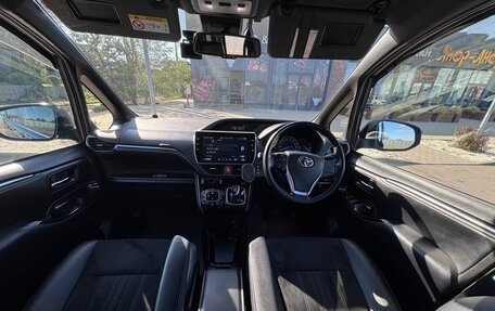 Toyota Esquire I, 2021 год, 2 850 000 рублей, 10 фотография