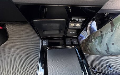 Toyota Esquire I, 2021 год, 2 850 000 рублей, 14 фотография