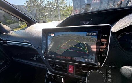 Toyota Esquire I, 2021 год, 2 850 000 рублей, 13 фотография