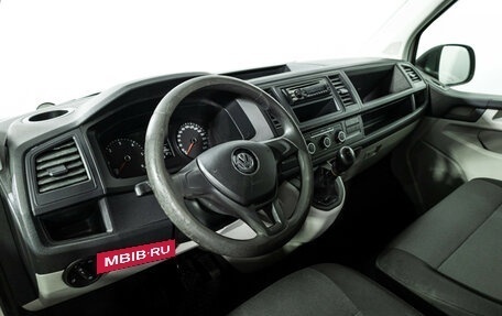 Volkswagen Transporter T5 рестайлинг, 2015 год, 1 599 777 рублей, 10 фотография