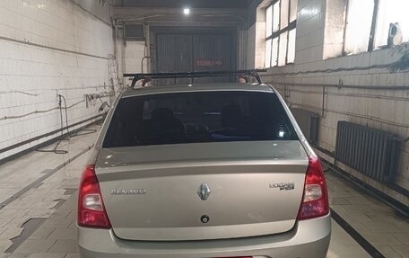 Renault Logan I, 2010 год, 550 000 рублей, 3 фотография
