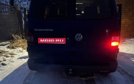 Volkswagen Transporter T5 рестайлинг, 2005 год, 1 200 000 рублей, 3 фотография