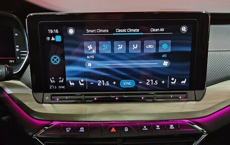 Skoda Octavia IV, 2023 год, 2 750 000 рублей, 11 фотография