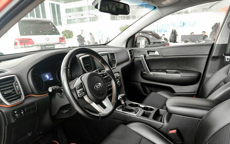 KIA Sportage IV рестайлинг, 2019 год, 2 499 000 рублей, 20 фотография