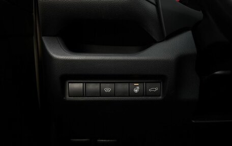 Toyota RAV4, 2020 год, 2 900 000 рублей, 12 фотография