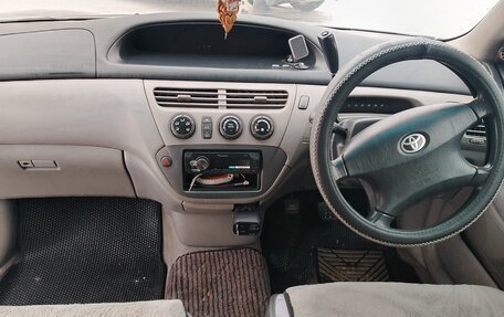 Toyota Vista V30, 2000 год, 600 000 рублей, 8 фотография