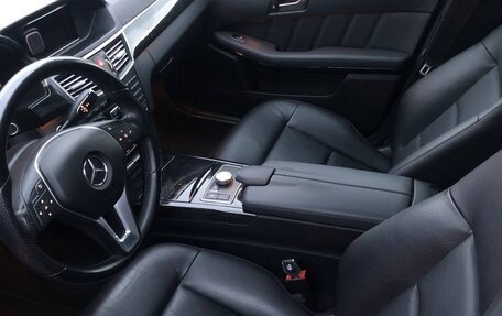 Mercedes-Benz E-Класс, 2012 год, 1 550 000 рублей, 8 фотография