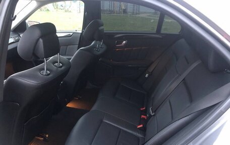 Mercedes-Benz E-Класс, 2012 год, 1 550 000 рублей, 9 фотография