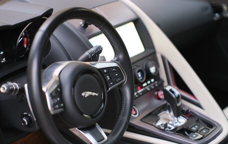 Jaguar F-Type I рестайлинг 2, 2018 год, 5 500 000 рублей, 8 фотография