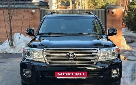 Toyota Land Cruiser 200, 2012 год, 3 450 000 рублей, 2 фотография