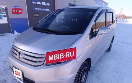 Honda Freed I, 2013 год, 1 230 000 рублей, 3 фотография
