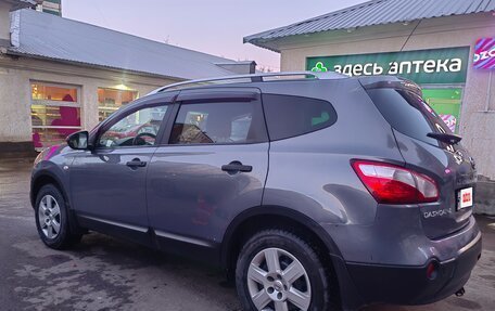 Nissan Qashqai+2 I, 2010 год, 900 000 рублей, 3 фотография