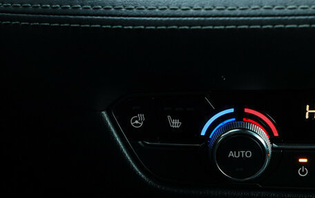 Mazda 6, 2020 год, 2 790 000 рублей, 16 фотография