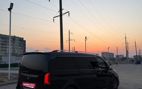 Mercedes-Benz V-Класс, 2018 год, 4 450 000 рублей, 6 фотография