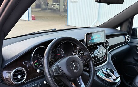 Mercedes-Benz V-Класс, 2018 год, 4 450 000 рублей, 16 фотография