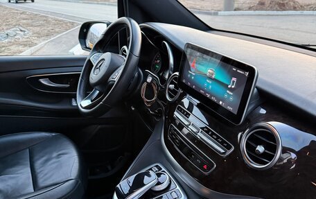 Mercedes-Benz V-Класс, 2018 год, 4 450 000 рублей, 15 фотография