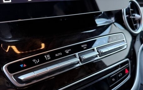 Mercedes-Benz V-Класс, 2018 год, 4 450 000 рублей, 19 фотография