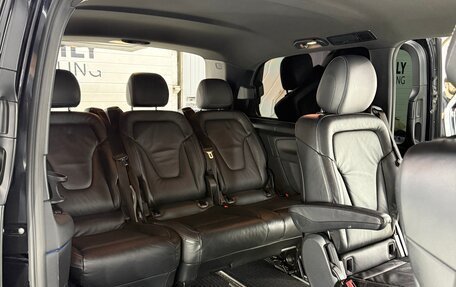 Mercedes-Benz V-Класс, 2018 год, 4 450 000 рублей, 26 фотография