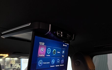 Mercedes-Benz V-Класс, 2018 год, 4 450 000 рублей, 34 фотография