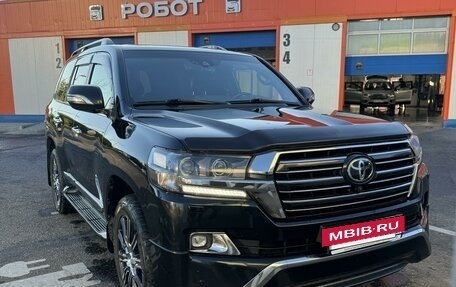 Toyota Land Cruiser 200, 2016 год, 5 850 000 рублей, 3 фотография