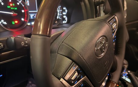 Toyota Land Cruiser 200, 2016 год, 5 850 000 рублей, 24 фотография