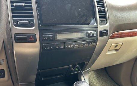 Toyota Land Cruiser Prado 120 рестайлинг, 2008 год, 2 500 000 рублей, 3 фотография