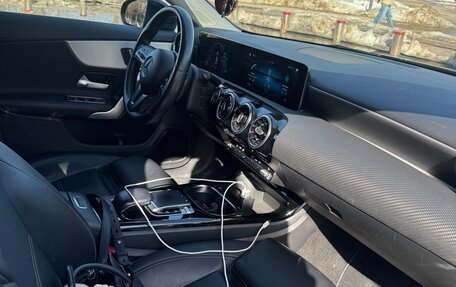 Mercedes-Benz CLA, 2019 год, 2 450 000 рублей, 12 фотография