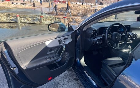 Mercedes-Benz CLA, 2019 год, 2 450 000 рублей, 23 фотография