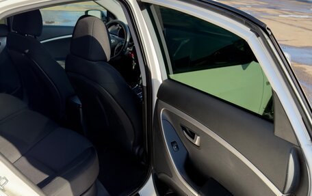 Hyundai i30 II рестайлинг, 2012 год, 950 000 рублей, 10 фотография