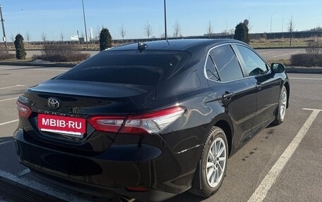 Toyota Camry, 2021 год, 3 000 000 рублей, 6 фотография