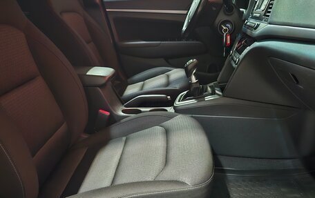 Hyundai Elantra VI рестайлинг, 2017 год, 1 225 000 рублей, 13 фотография