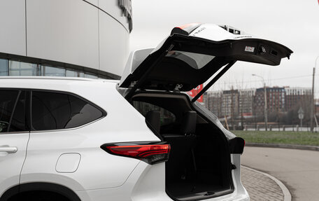 Toyota Highlander, 2025 год, 6 090 000 рублей, 8 фотография