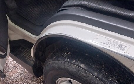 Toyota HiAce H200, 2005 год, 1 890 000 рублей, 2 фотография