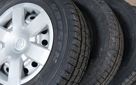 Toyota HiAce H200, 2005 год, 1 890 000 рублей, 5 фотография