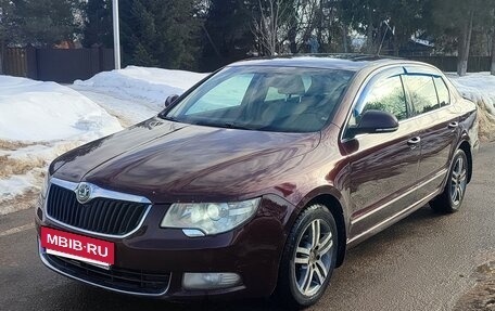 Skoda Superb III рестайлинг, 2008 год, 650 000 рублей, 3 фотография