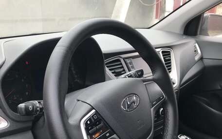 Hyundai Solaris II рестайлинг, 2020 год, 1 500 000 рублей, 6 фотография