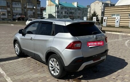 Brilliance V3 I рестайлинг, 2019 год, 1 600 000 рублей, 4 фотография