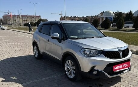 Brilliance V3 I рестайлинг, 2019 год, 1 600 000 рублей, 7 фотография