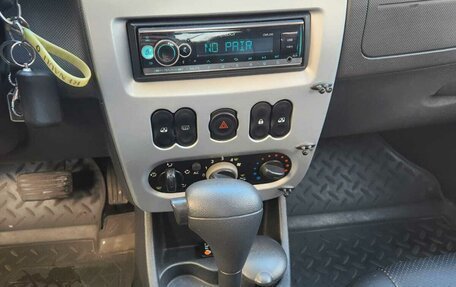 Renault Sandero I, 2010 год, 399 000 рублей, 11 фотография