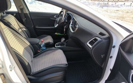 KIA cee'd III, 2022 год, 2 300 000 рублей, 5 фотография