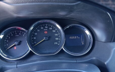 Renault Duster I рестайлинг, 2015 год, 1 000 000 рублей, 8 фотография