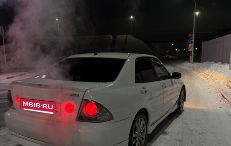 Toyota Altezza, 2000 год, 780 000 рублей, 2 фотография