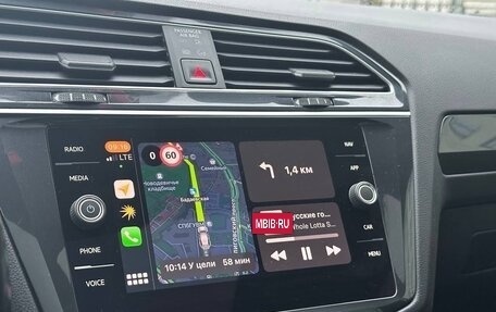 Volkswagen Tiguan II, 2019 год, 2 600 000 рублей, 21 фотография