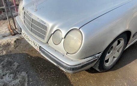 Mercedes-Benz E-Класс, 1996 год, 200 000 рублей, 5 фотография