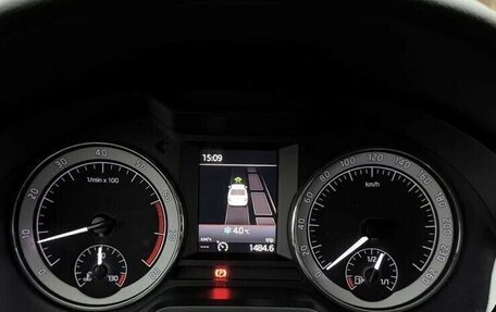 Skoda Octavia, 2018 год, 1 900 000 рублей, 15 фотография